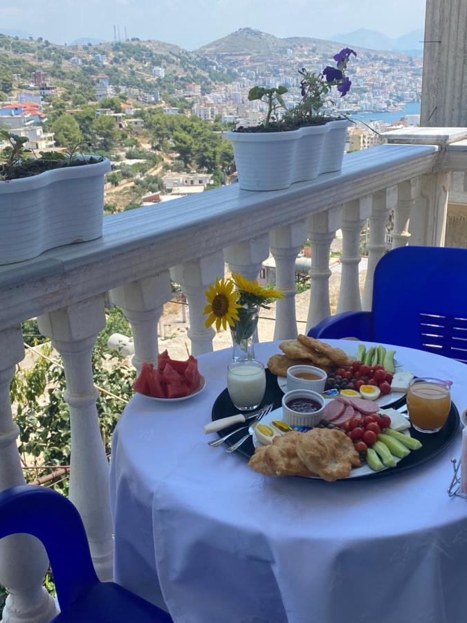Vila Sinani Sarandë エクステリア 写真