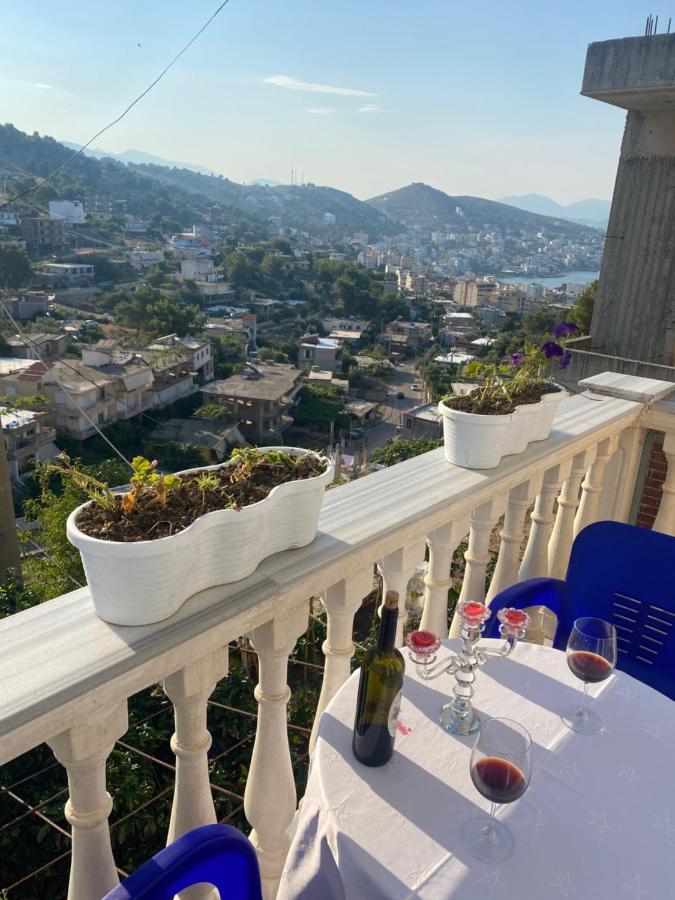 Vila Sinani Sarandë エクステリア 写真