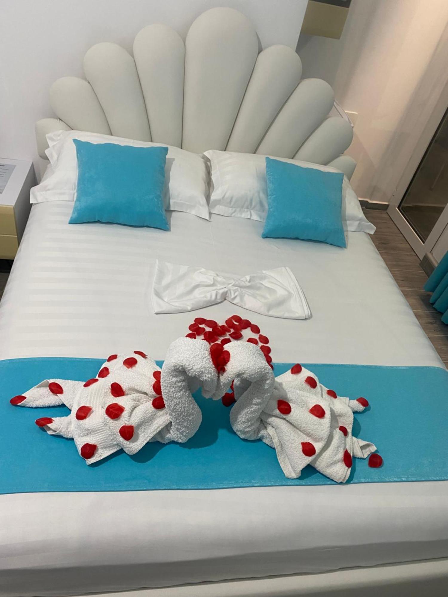 Vila Sinani Sarandë エクステリア 写真