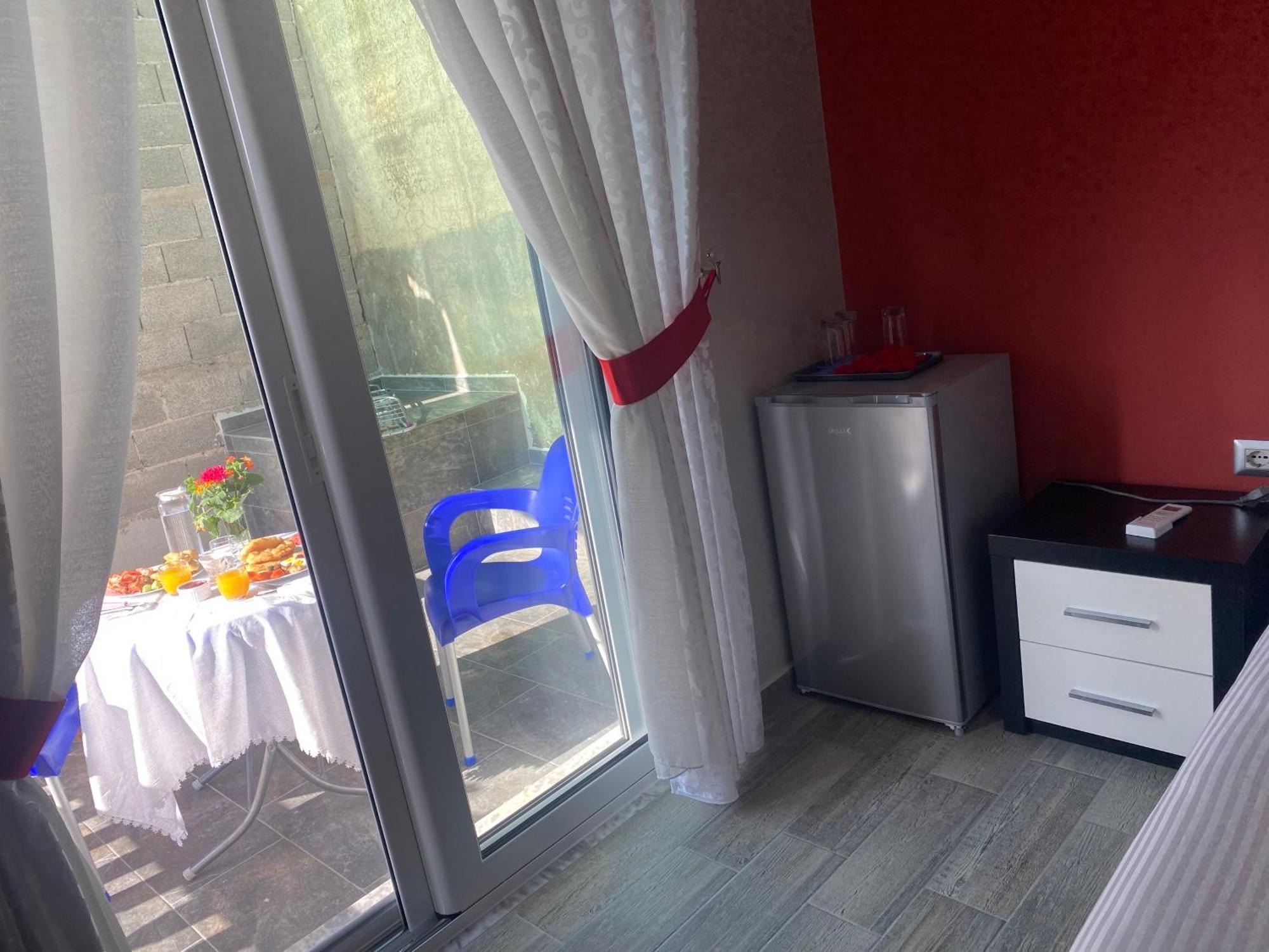 Vila Sinani Sarandë エクステリア 写真