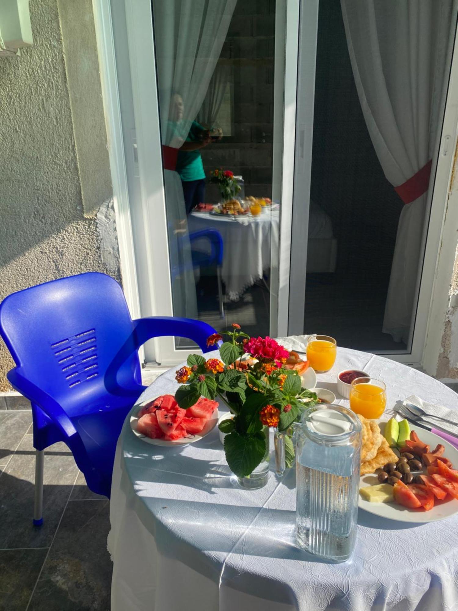 Vila Sinani Sarandë エクステリア 写真