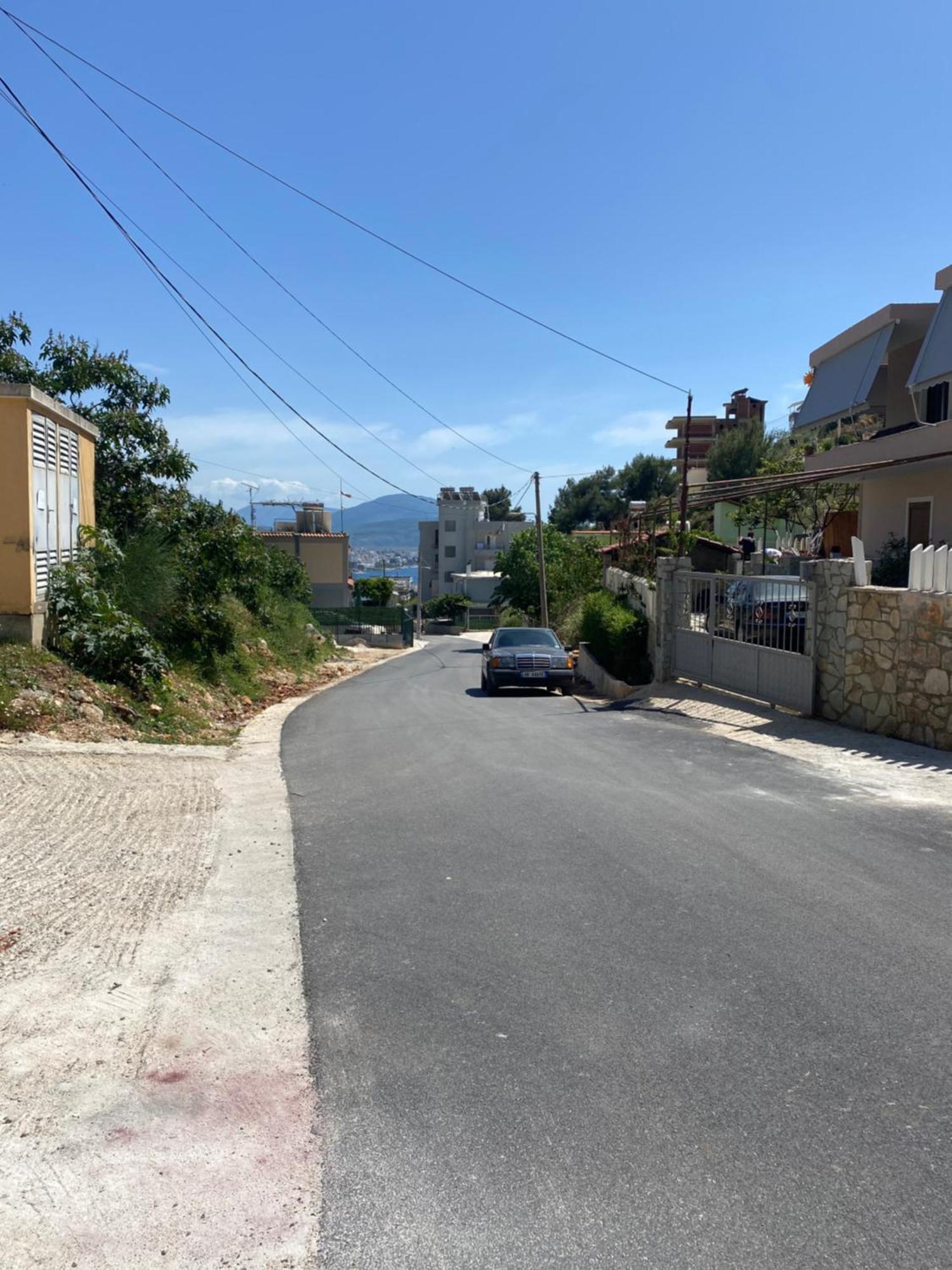 Vila Sinani Sarandë エクステリア 写真